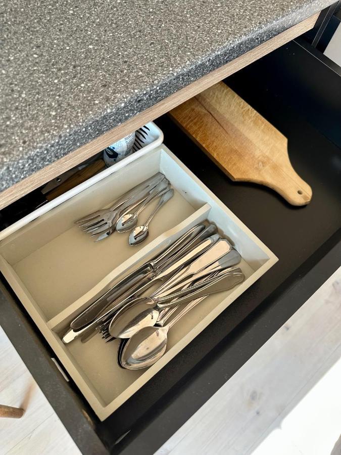 Lodge, Een Super Knus Tiny House, Nabij Vaarwater En Haven! Belt-Schutsloot ภายนอก รูปภาพ