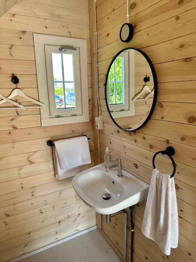Lodge, Een Super Knus Tiny House, Nabij Vaarwater En Haven! Belt-Schutsloot ภายนอก รูปภาพ